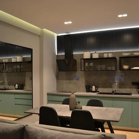 Artnest Luxury & Sarandë