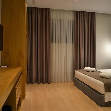 Hotel Artnest Luxury & Sarandë