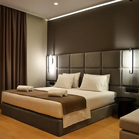 Artnest Luxury & 4* Σαράντα