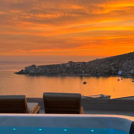 Artnest Luxury & 4* Σαράντα