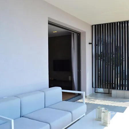 Ξενοδοχείο Artnest Luxury & 4*