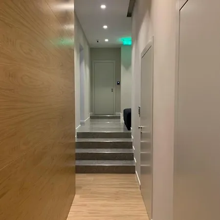 Artnest Luxury Hotel&suites Hotel 4*