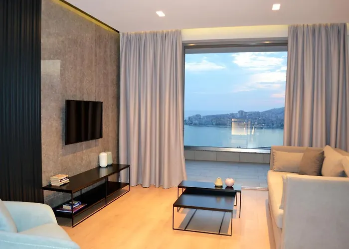 Artnest Boutique & Saranda