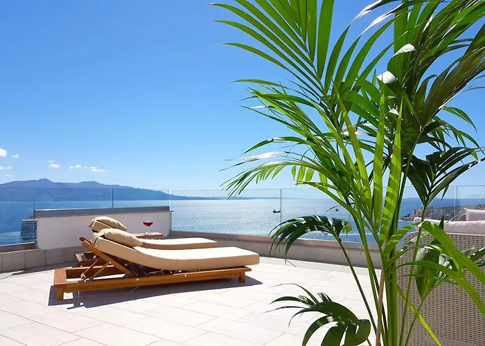 Artnest Boutique & 4*