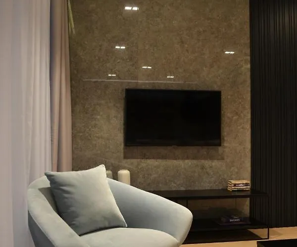 Artnest Boutique & 4* Saranda