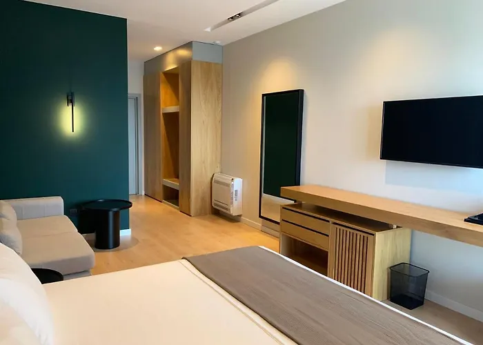 Artnest Boutique & 4* Saranda